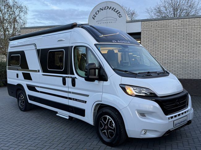 Adria Twin Supreme 640 SLB 140 pk AUTOMAAT 9-Traps Euro6 Fiat Ducato 8 **Enkele lengtebedden/4 zitplaatsen/Luifel/Trekhaak/Enduro Fiet foto: 1