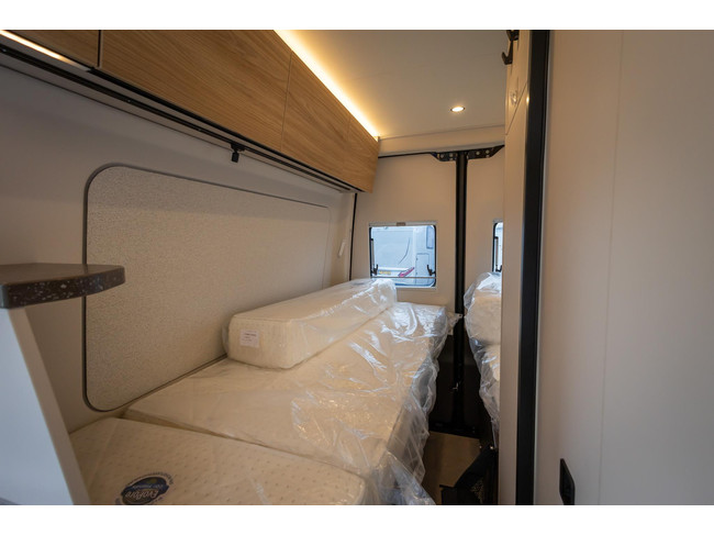 B&uuml;rstner Habiton HM 6.0 Mercedes-Benz Automatik Foto: 22