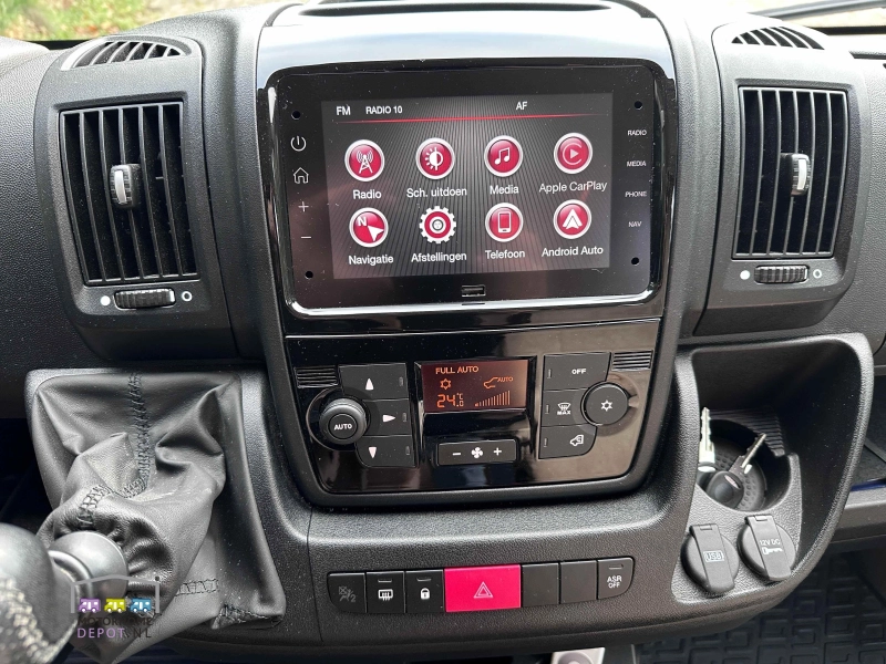 Peugeot Boxer 600 Nieuw gebouwde camper  foto: 7