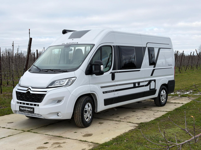Adria Twin Plus 600 Solar / 2 a&ntilde;os de garant&iacute;a / &iexcl;PRECIO DE OFERTA! foto: 16