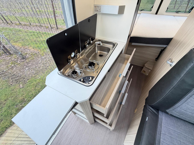 Adria Twin Plus 600 Solar / 2 a&ntilde;os de garant&iacute;a / &iexcl;PRECIO DE OFERTA! foto: 7