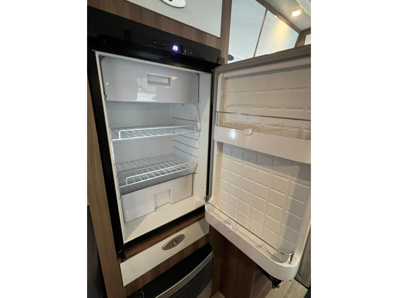 Fiat Ducato 640 / 700 UNIQUE! Awning Fiet photo: 12