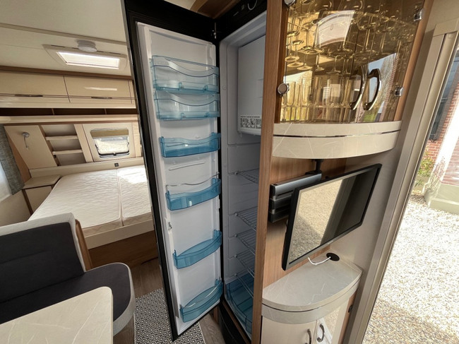 Hobby 460 Sff Excellent Queensbed Queensbed, Bovag keuring , topstaat! 2021 foto: 9