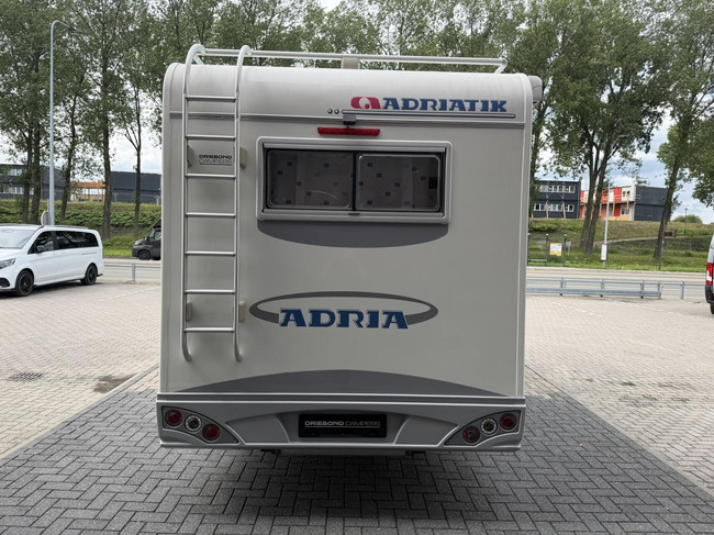 Adria Stargo 670SP MB 316Cdi Maxxfan Luifel Oven 1Ste Eigenaar foto: 9
