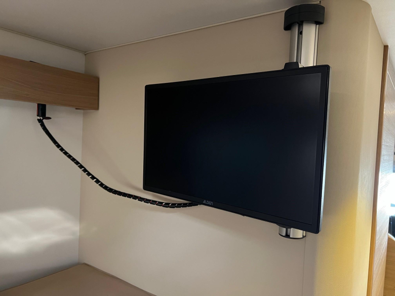 Adria Compact Axess SL Lengtebedden, TV, compact  foto: 22