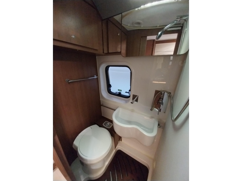 Chausson Twist Prestige met LPG en trekhaak!  foto: 10