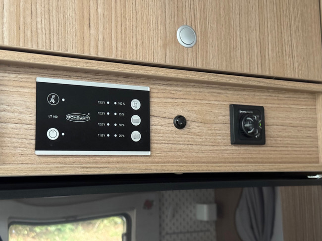 Fiat Ducato Hymer Carado I338 2.3 Einzelbetten Hubbett Klimaanlage Foto: 19