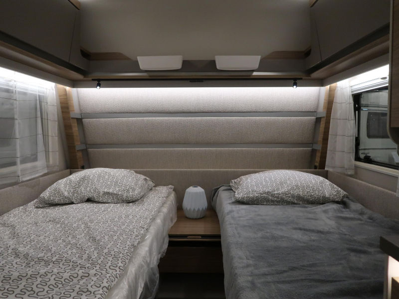 Dethleffs Nomad 460 EL FIRST EDITION UITVOERING  foto: 8