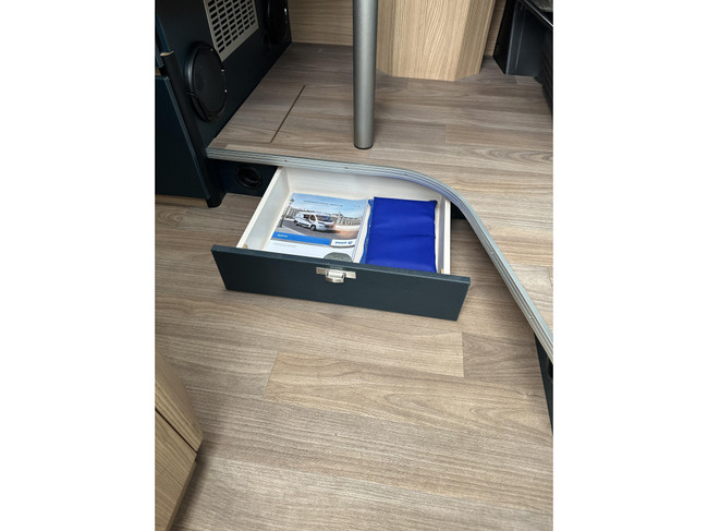 Knaus Boxlife 630 ME 1e eigenaar foto: 12
