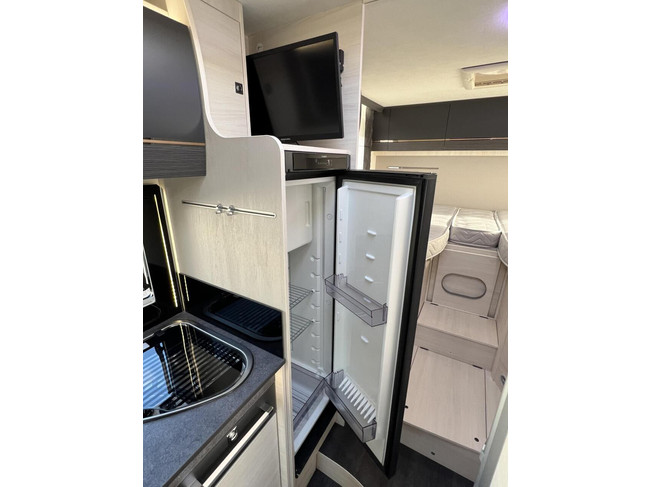 Chausson 627GA Premium 170PK Automatic Single Beds Lift Bed 2X Airco Awning photo: 13