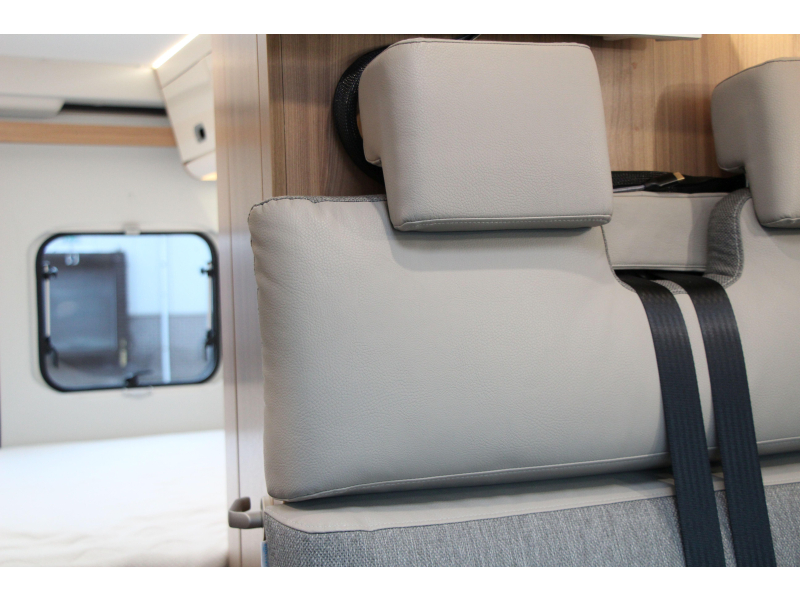 Adria Sun Living 65 SL Single beds - 160HP AUT photo: 44