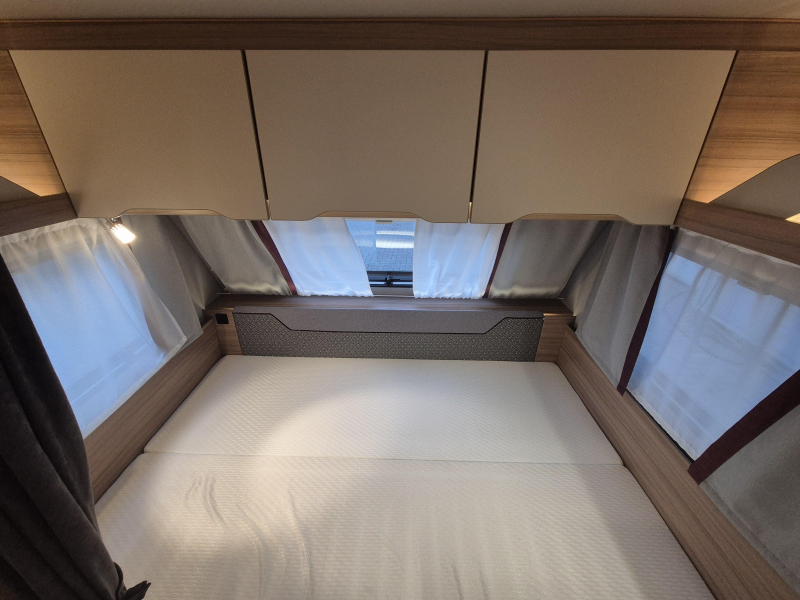 Weinsberg CaraTwo 390 QD  foto: 10