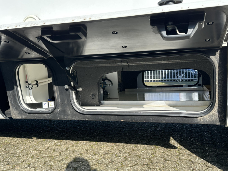 Hymer BML-I 780 OBERK&Auml;STEN STATT HUBBETT! Foto: 7