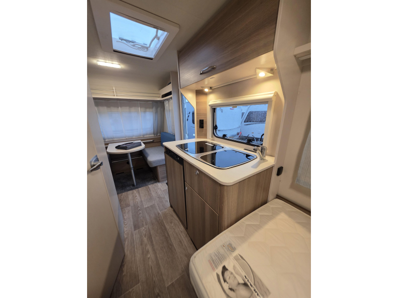 Dethleffs C'Joy 460 LE Camas Individuales TIENDA 2017 foto: 13