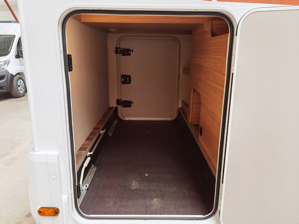WEINSBERG R57 foto: 23