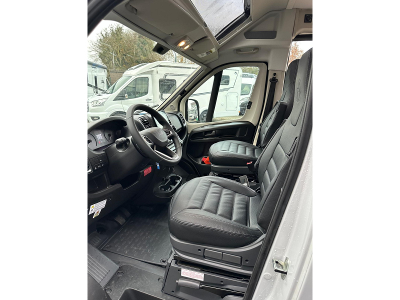 Etrusco CV 600 DB Plus Buscamper 6mtr  foto: 17