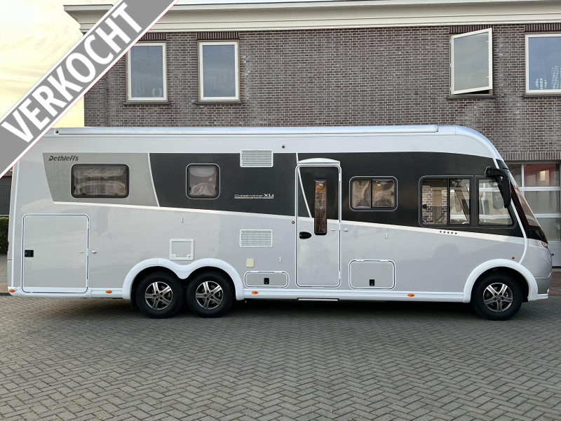 Dethleffs Globetrotter 7850 XLI DBM Premium, Bovenkastjes