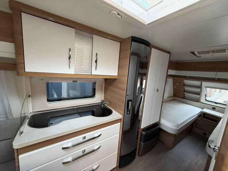 Hobby De Luxe 540 UL Top conditie!  foto: 7