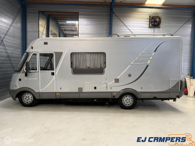 Hymer B 654 Fransbed + Hefbed / Airco op motor! foto: 1
