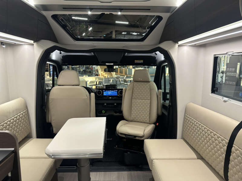 Adria Coral Supreme MB 670 DL LED / dakairco / automaat  foto: 13