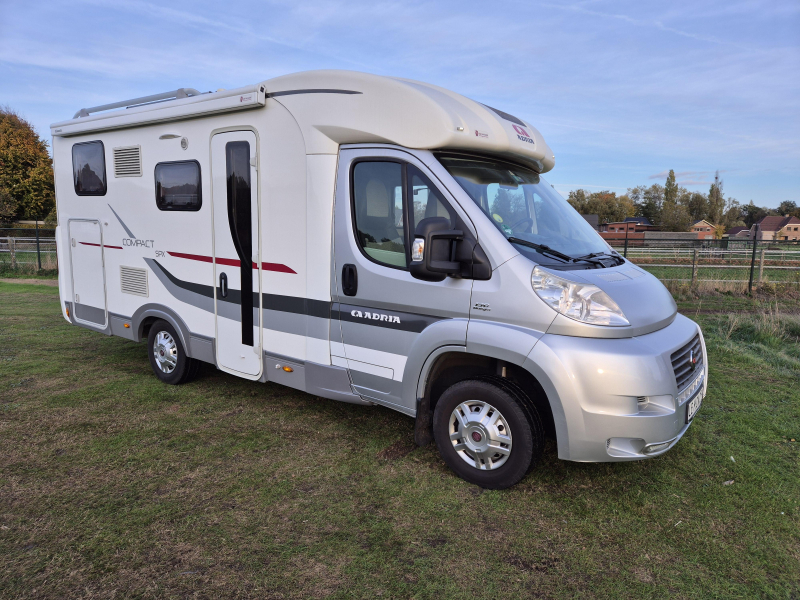 Adria Compact 660 SPX Querbett 1. Besitzer 2016 Foto: 0