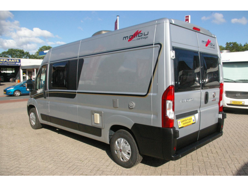 Carthago Malibu 600 Automaat, Dwarsbed.  foto: 3