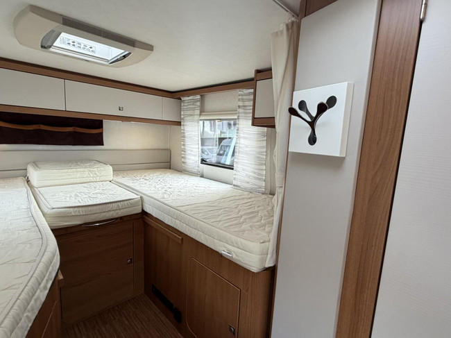 TEC H682 Rotec Lift-S Automatic Single Beds Lift Bed Awning Bicycle Rack photo: 16