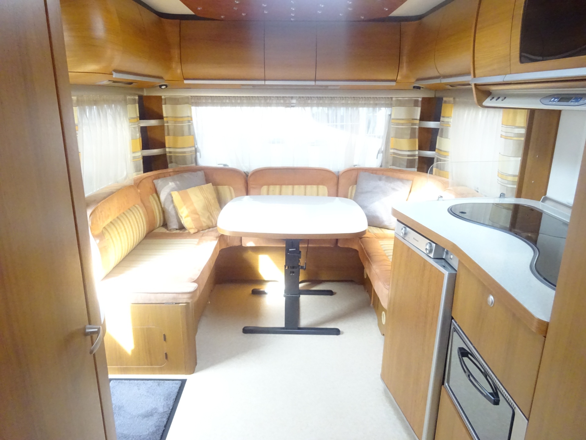 Fendt Diamant 560 Enkele Bedden+Rondzit+Mover #STERRENHEMEL# foto: 23