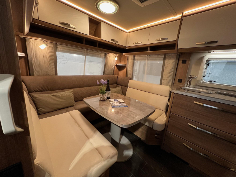 Tabbert Rossini 490 TD mover, luifel, fransbed 