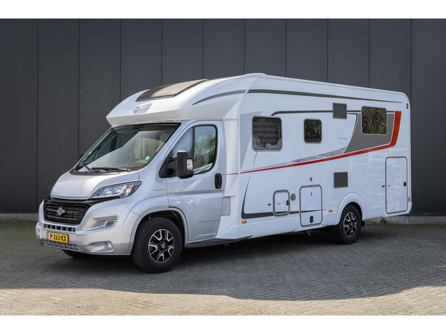 B&uuml;rstner Lyseo Privilege TD734 Queensbed + Hubbett Foto: 3