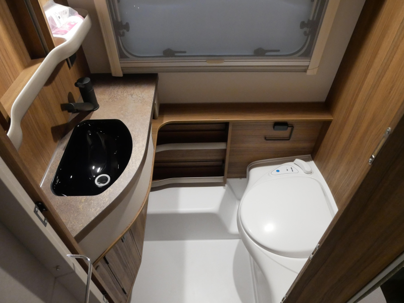 Eriba Touring 530 Mover y toldo gratis foto: 5