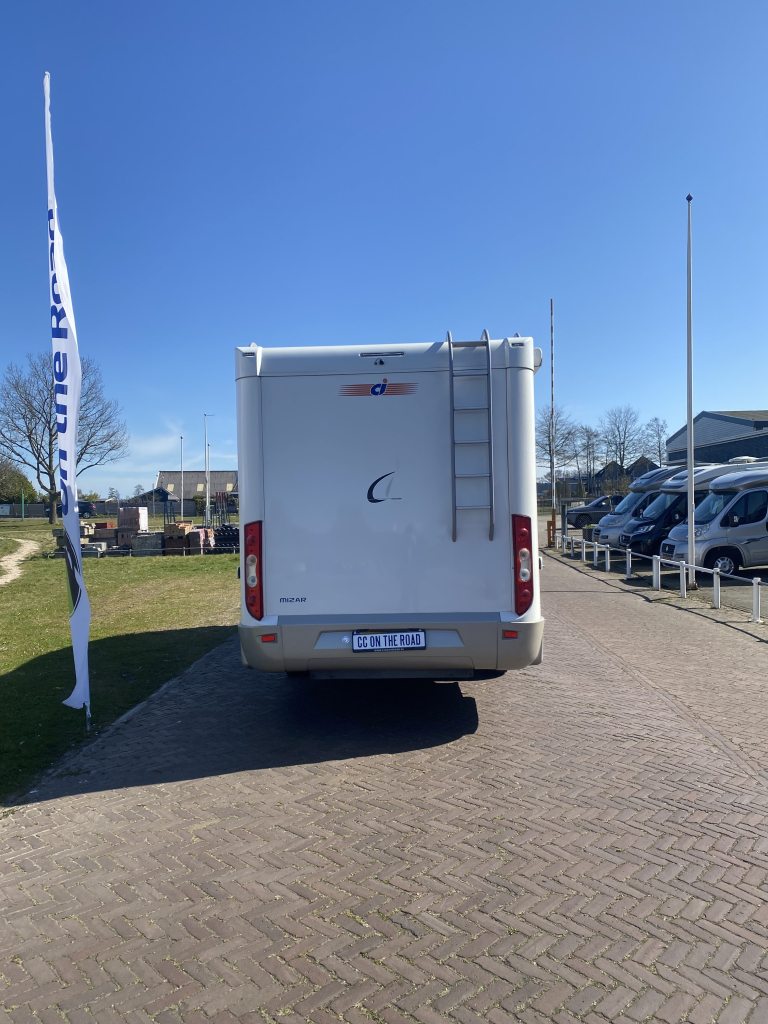 CI Mizar Garage Living 3.0 MultiJet 180 PK, Alkoof, Dwars-bed achter, Garage, Motor-airco, Zeer compleet, 1e eigenaar, Bj, 12 – 2007. Camper centrum on the road Marum  foto: 31