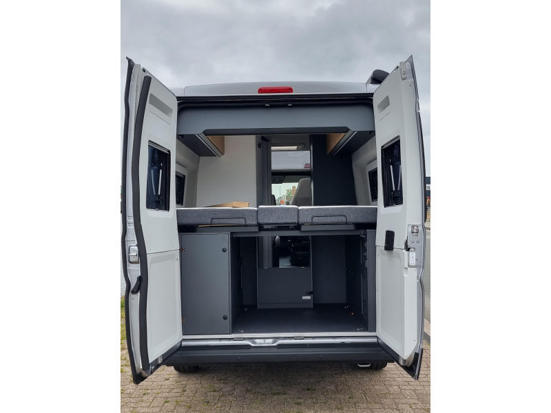 Adria Twin 640 SLB 60 Years Edition Foto: 8