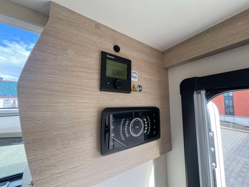Rapido C50 L=6,59m + Cama Queen foto: 15