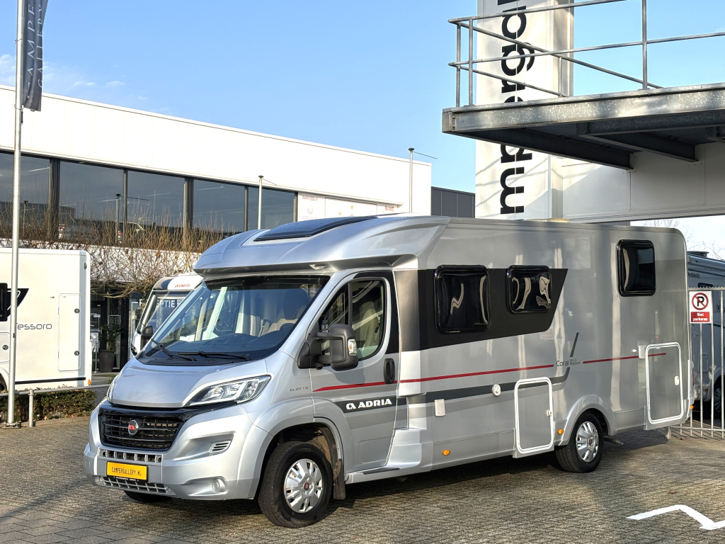 Adria Coral Platinum S 690 SC CAMA QUEEN ALKO SUSPENSI&Oacute;N NEUM&Aacute;TICA foto: 3