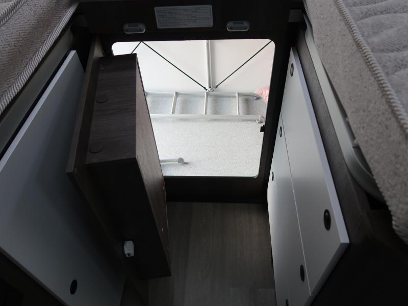 Benimar Cocoon 463 VOORDEEL 11.680,- euro  foto: 11