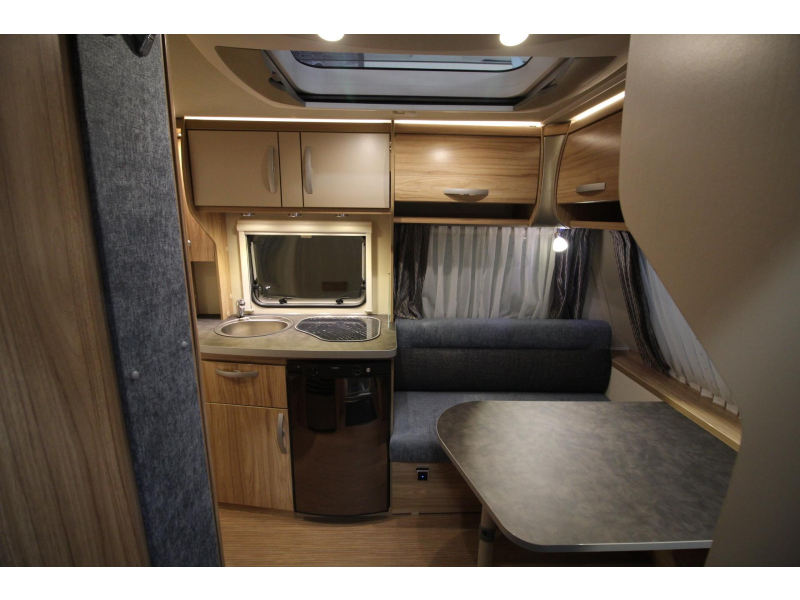 Eriba Nova Light 465 Mover, Portabicicletas, Toldo foto: 5