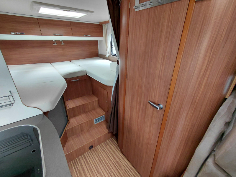 Adria Sport 572 SL ENKELE BEDDEN LPG  foto: 11