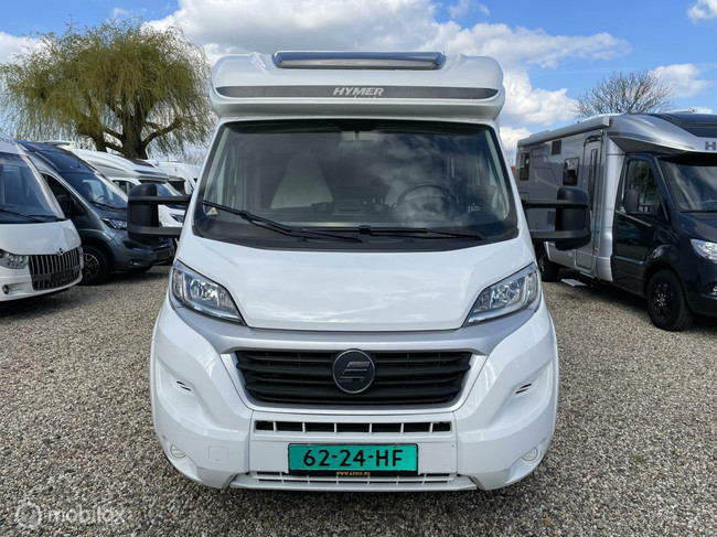 Hymer Tramp 698 Semi-integraal met Hef én Queensbed 2X Airco, Solar zéér weinig km's! foto: 6
