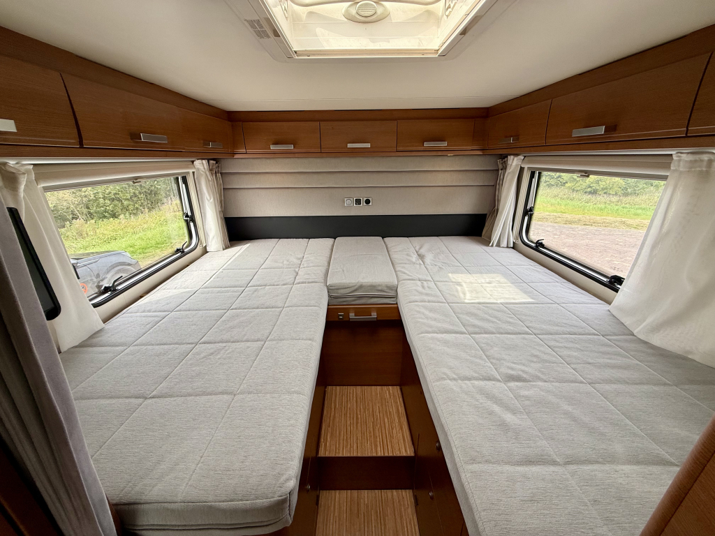 KNAUS Sun ti 650 Meg photo: 7