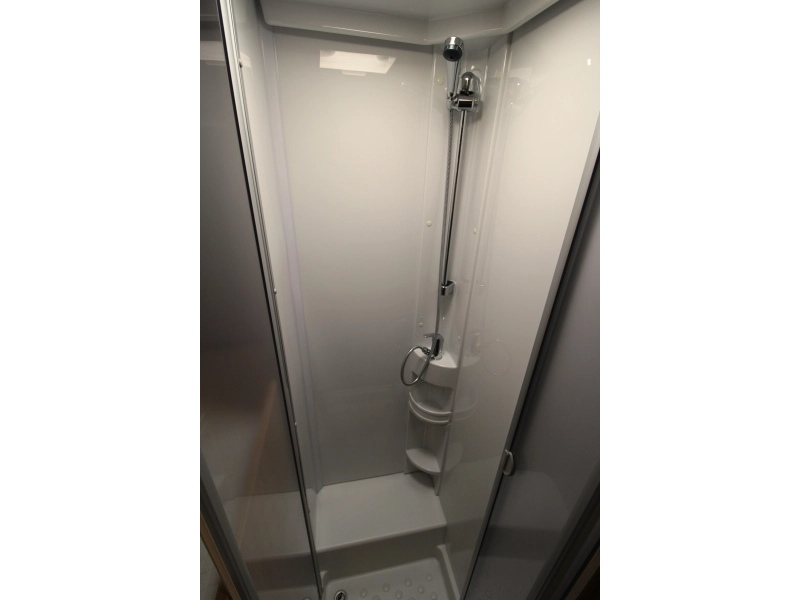 Sunlight T 68 Adventure Edition Camas individuales / Cama abatible foto: 21