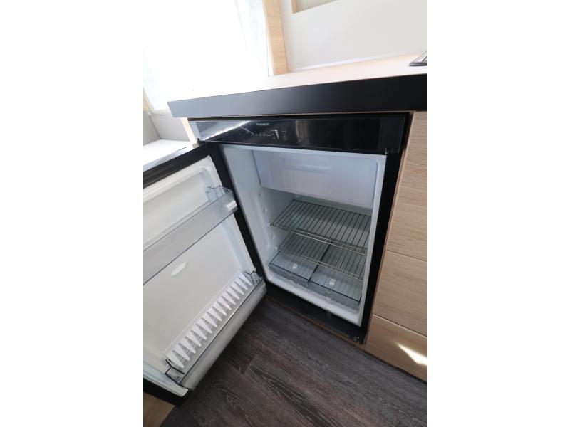 Weinsberg CaraOne 420 QD Model 2026 Dwars Bed 887  foto: 10