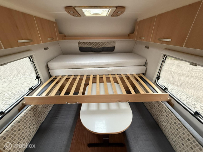 TEC 390 Travelbird voortent foto: 11