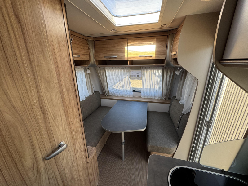 Eriba Nova Light 442  foto: 5