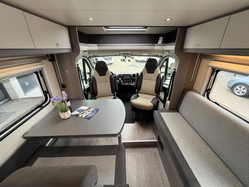 Hobby Optima Ontour 65 HFL fransbed, airco, hefbed  foto: 9