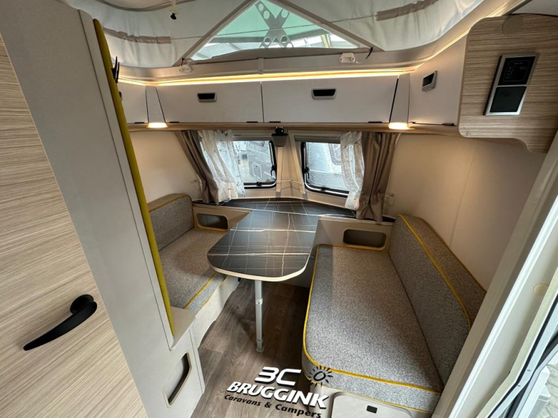 Eriba Touring 530 - BRUGGINK 60 JAAR  foto: 2