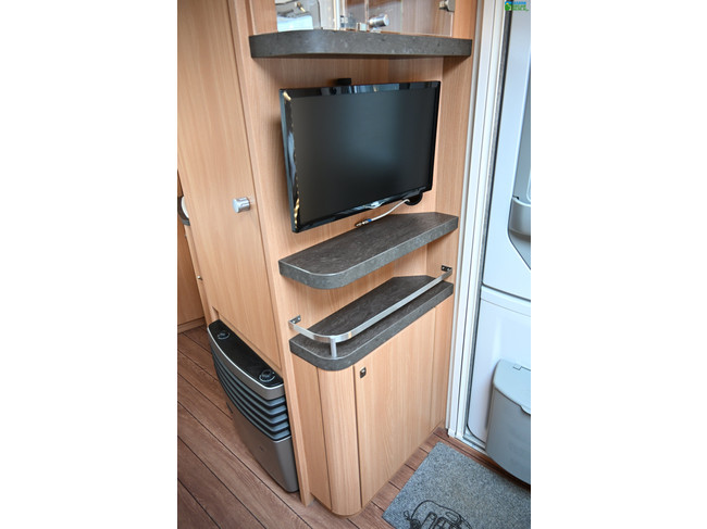 Knaus Südwind Silver Selection 450FU foto: 20