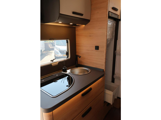 Knaus !NIEUW UIT VOORRAAD! 2026 Wave 650MEG Black LIMITED EDITION foto: 6