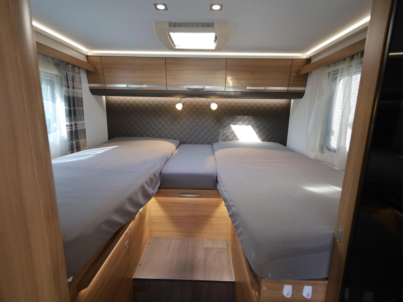 Adria Coral Axess 600 SL levelsysteem | fietsenrek  foto: 8