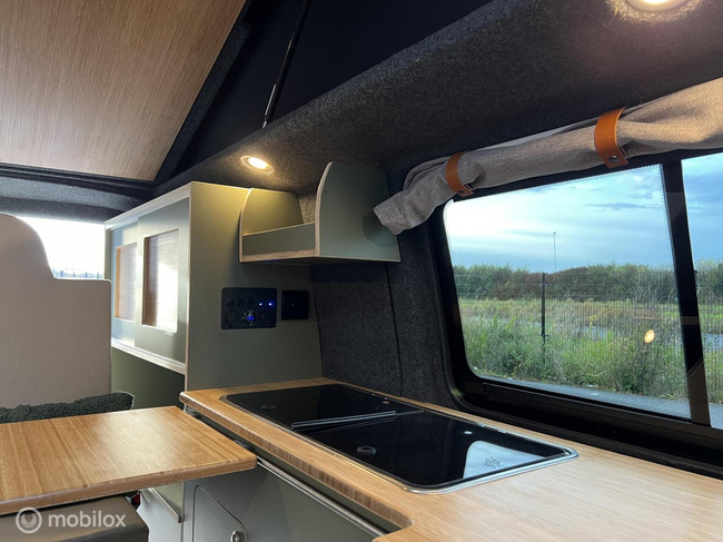 Volkswagen T6 2019 L2H1 Florida Two-tone AUTOMAAT foto: 15